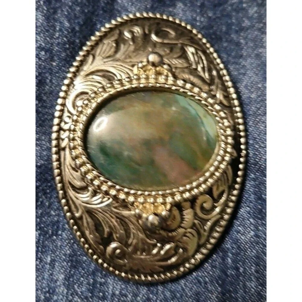 Vintage Western Style Oval Silver Tone Filigree Belt Buckle Green Agate Cabochon
